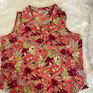 Jaclyn Smith Sleeveless Button Down Floral Blouse Sz Xl